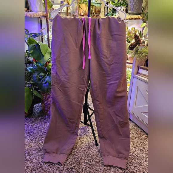 FIGS jogger scrub set - Picture 5 of 8